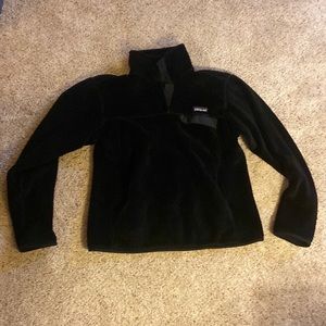 Black Patagonia medium pullover
